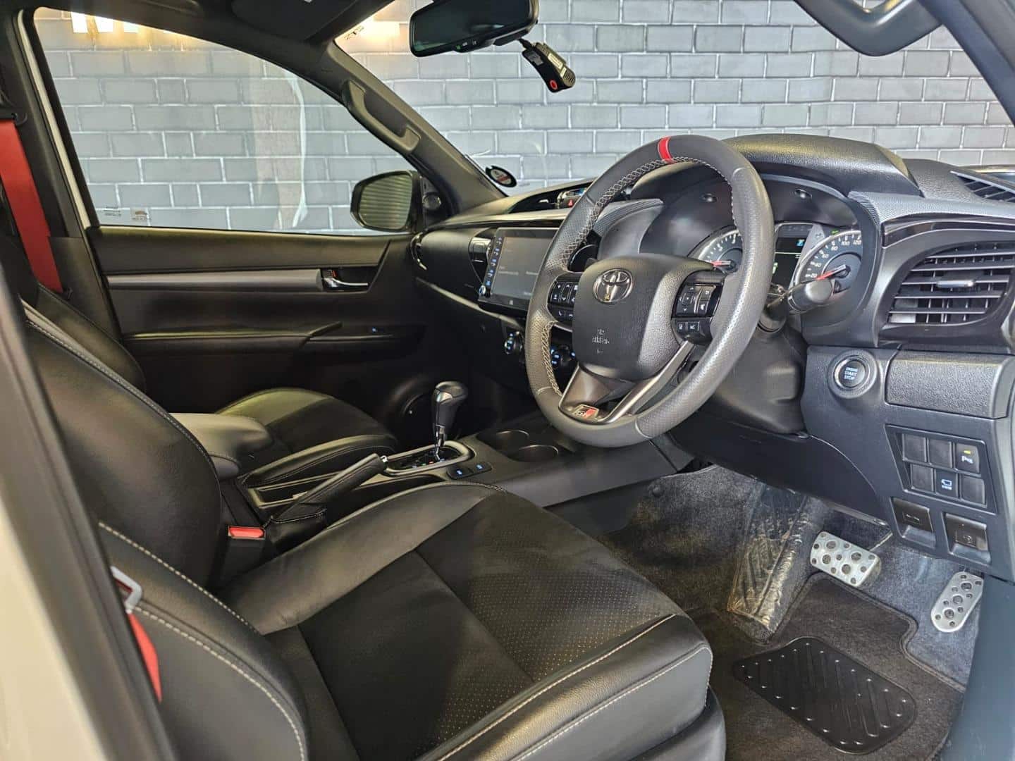 2024 Toyota Hilux 2.8GD-6 Double Cab 4×4 GR-Sport