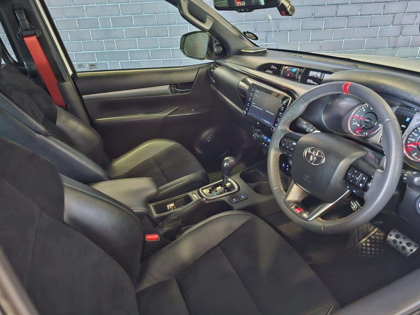 2024 Toyota Hilux 2.8GD-6 Double Cab 4×4 GR-Sport