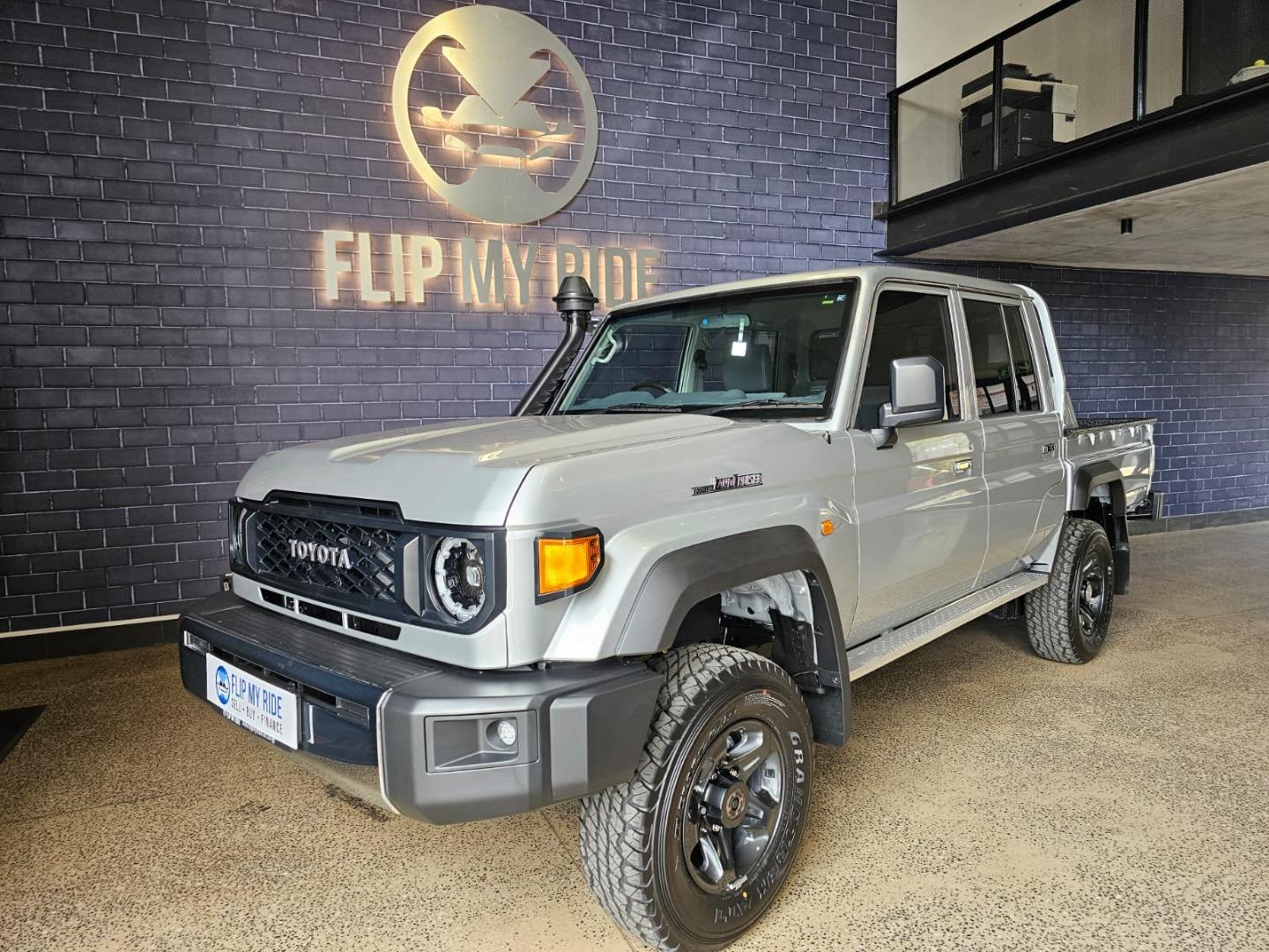 2025 Toyota Land Cruiser 79 4.5D-4D LX V8 Double Cab