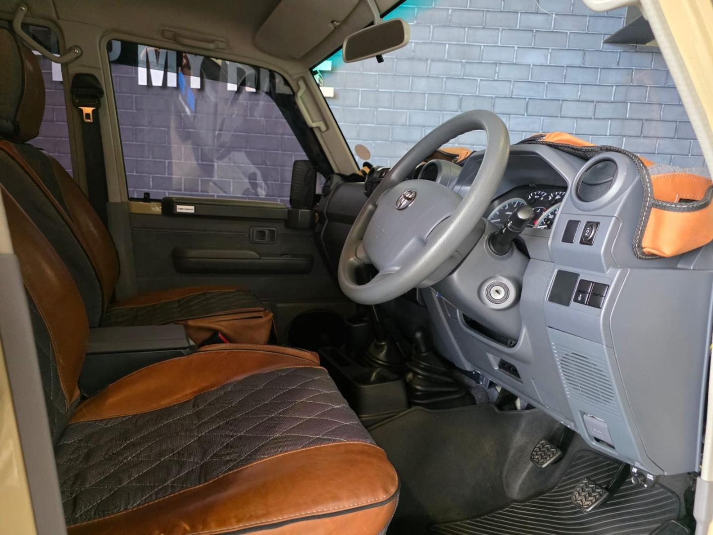 2023 Toyota Land Cruiser 79 Land Cruiser 79 4.5D-4D LX V8