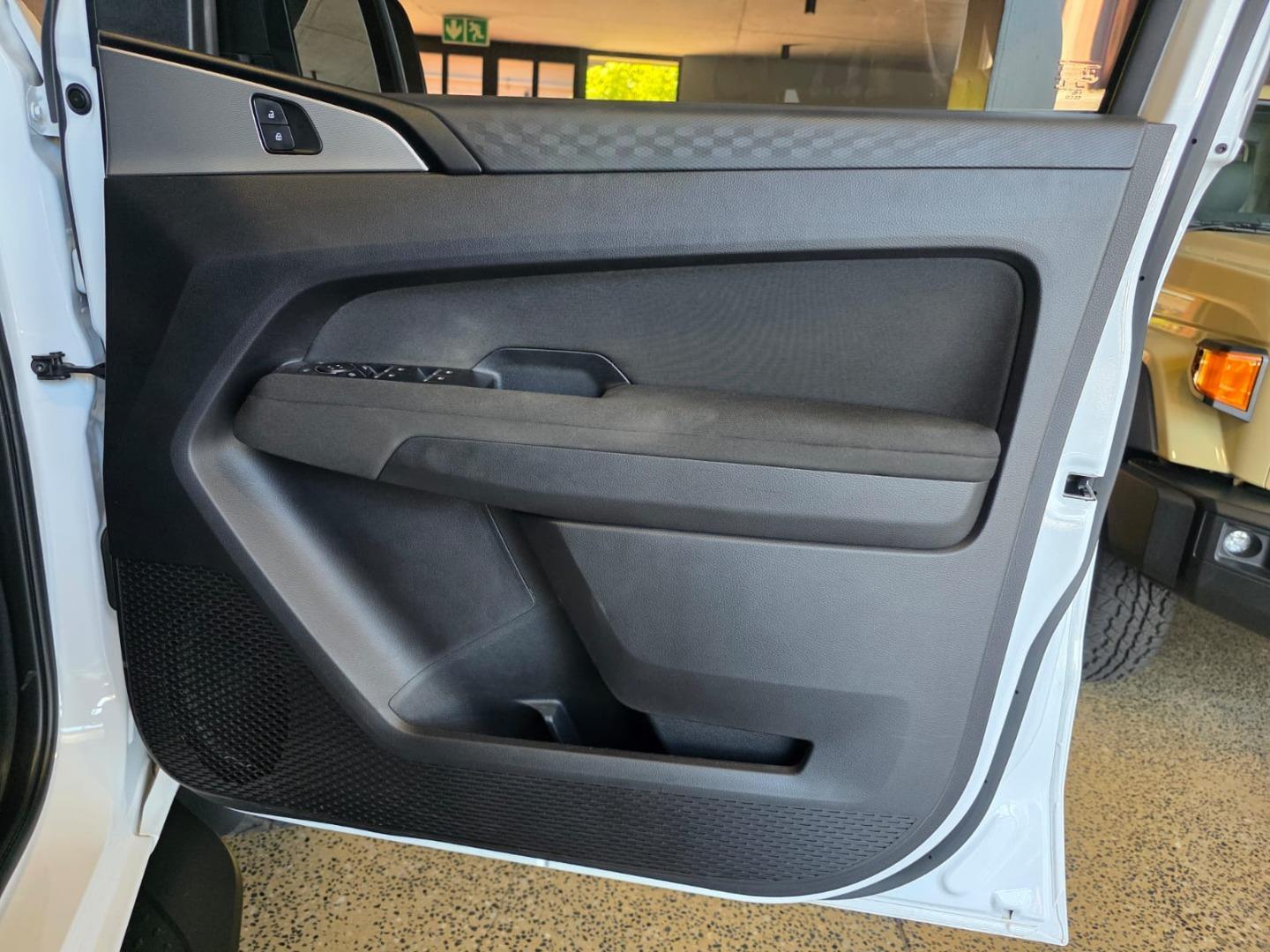 2025 Volkswagen Amarok 2.0BITDI Double Cab Life 4Motion