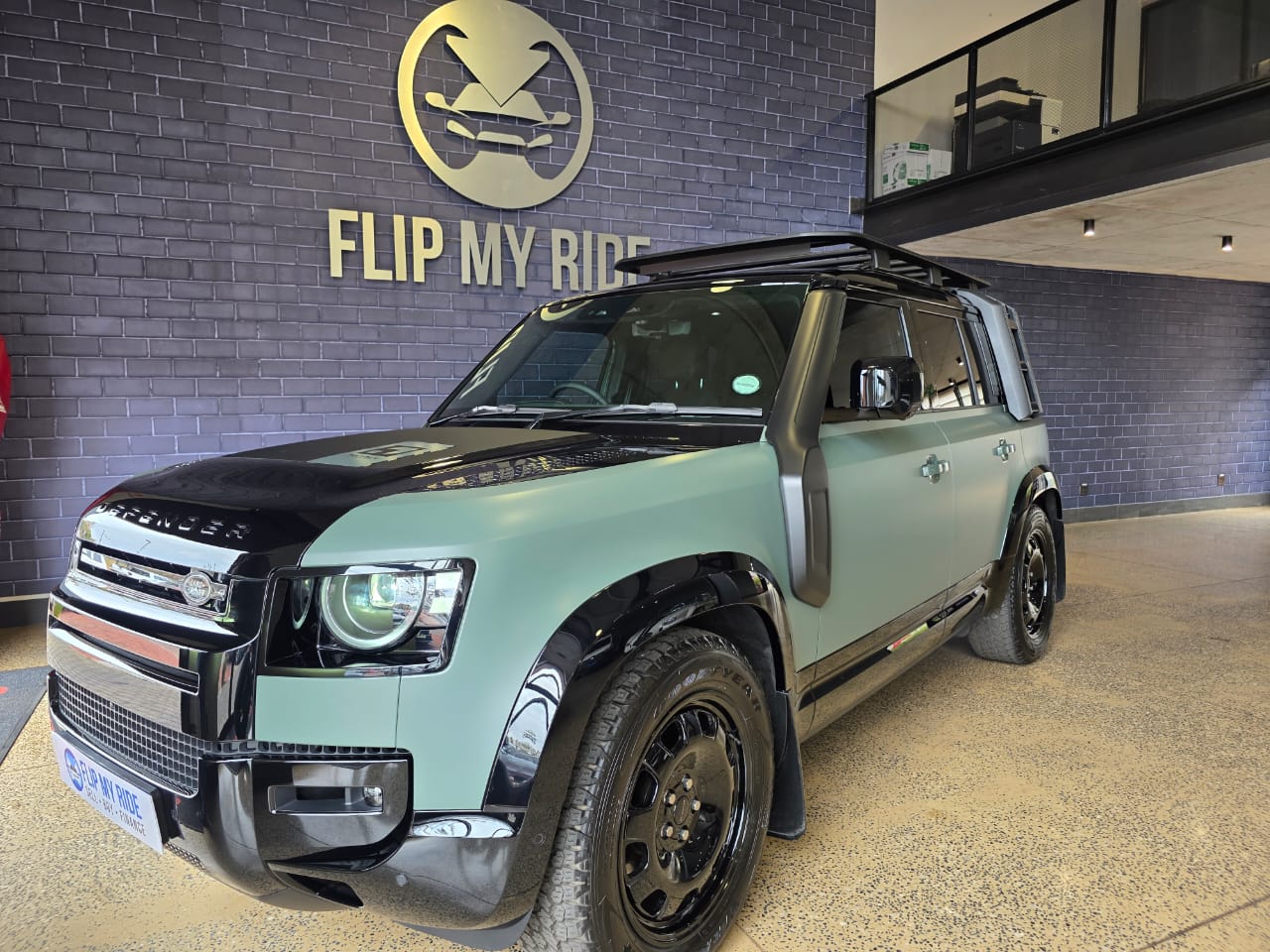 2026 Land Rover Defender 110 D350 Trophy Edition