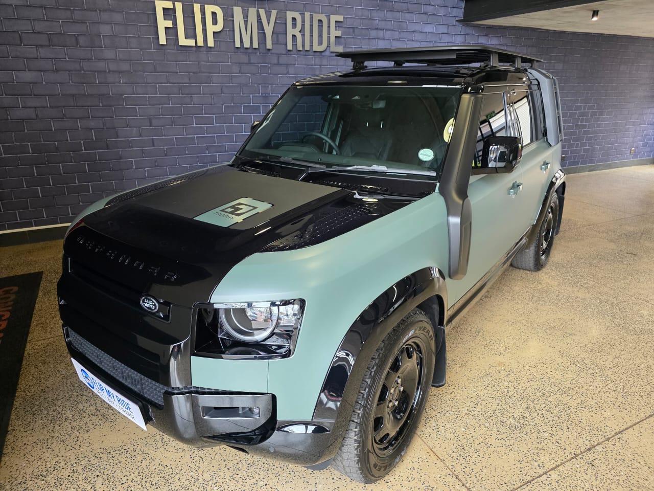 2026 Land Rover Defender 110 D350 Trophy Edition