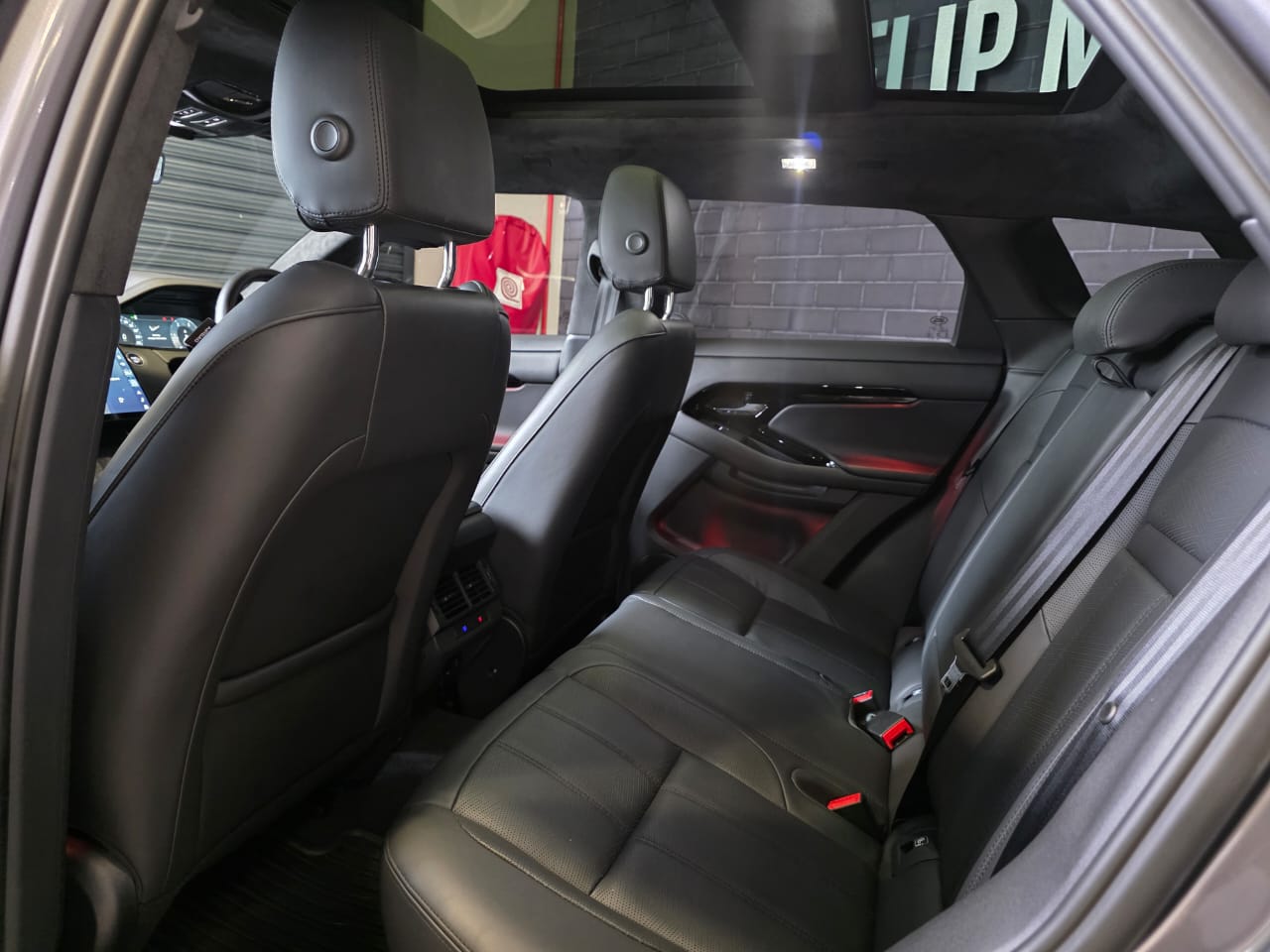 2025 Land Rover Range Rover Evoque D200 Autobiography